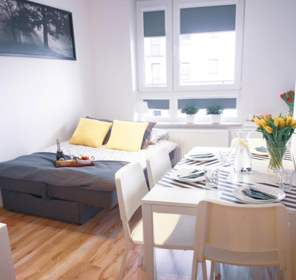 Project Comfort Apartament Potrzebna 55/29 Warszawa Apartment Exterior photo